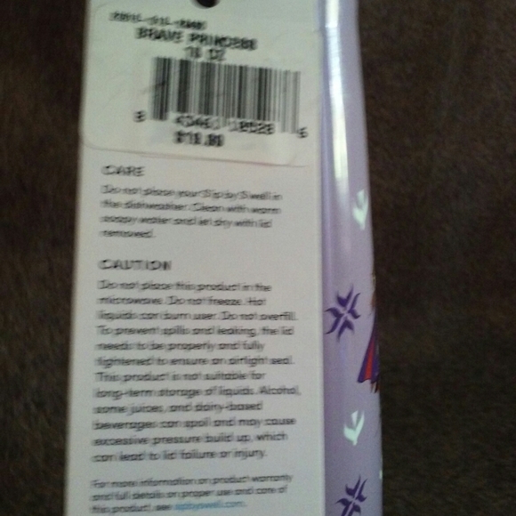 NWT Thermos Bottle - Picture 4 of 7